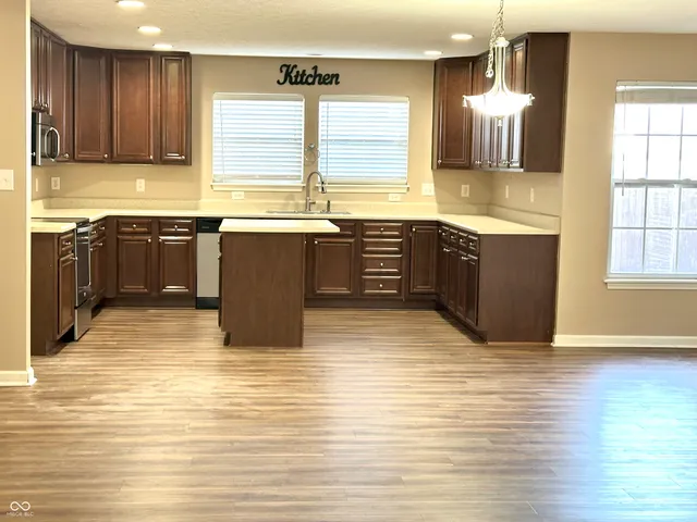 $337,000 | 10882 Zimmerman Lane, Indianapolis, IN 46231