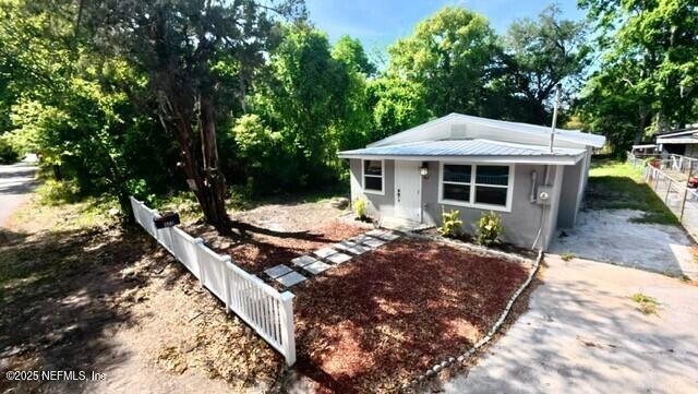 402 Harris Street Palatka, FL 32177 - Photo 2 of 15 Foto 2