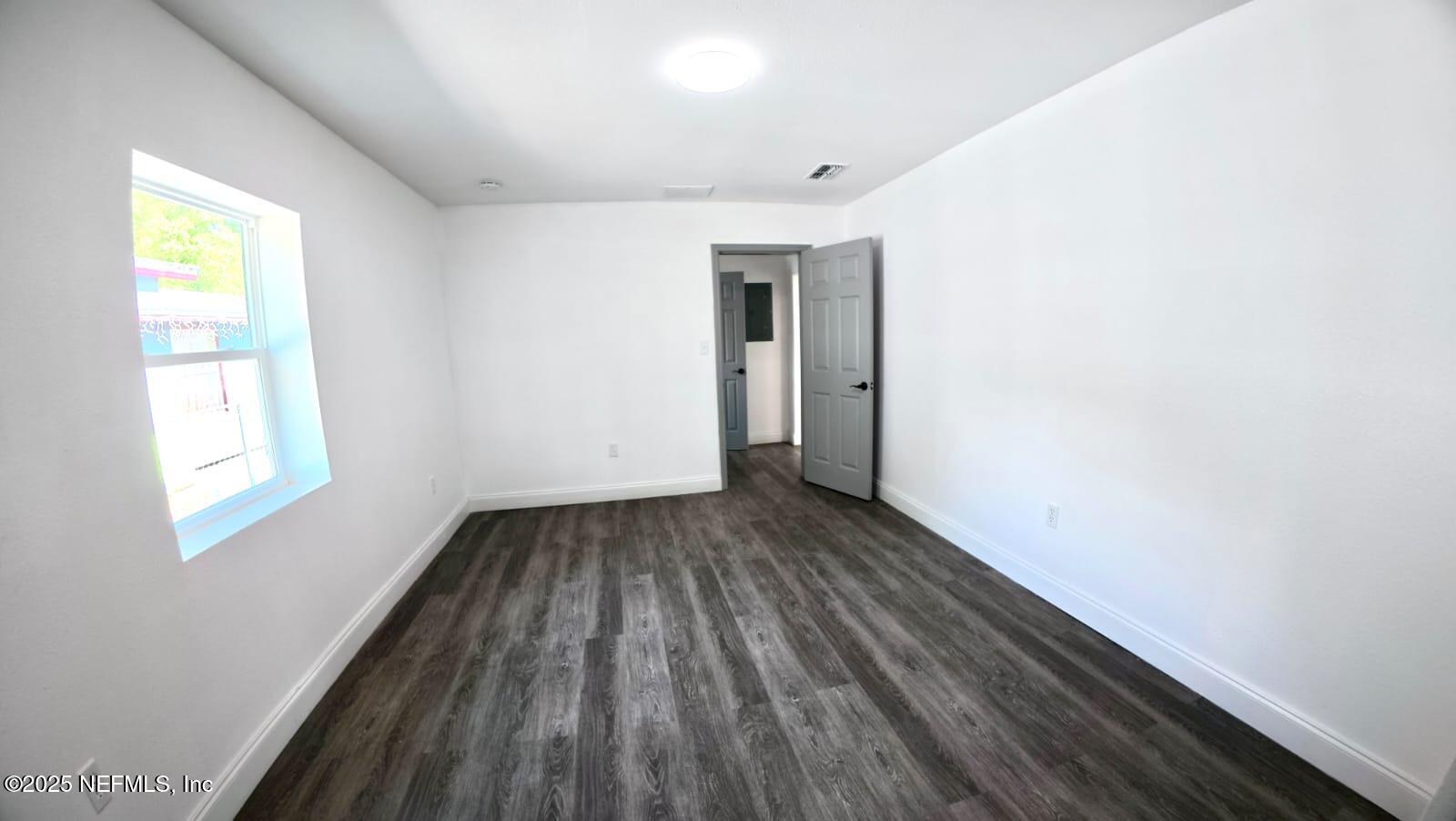 402 Harris Street Palatka, FL 32177 - Photo 3 of 15 foto 3