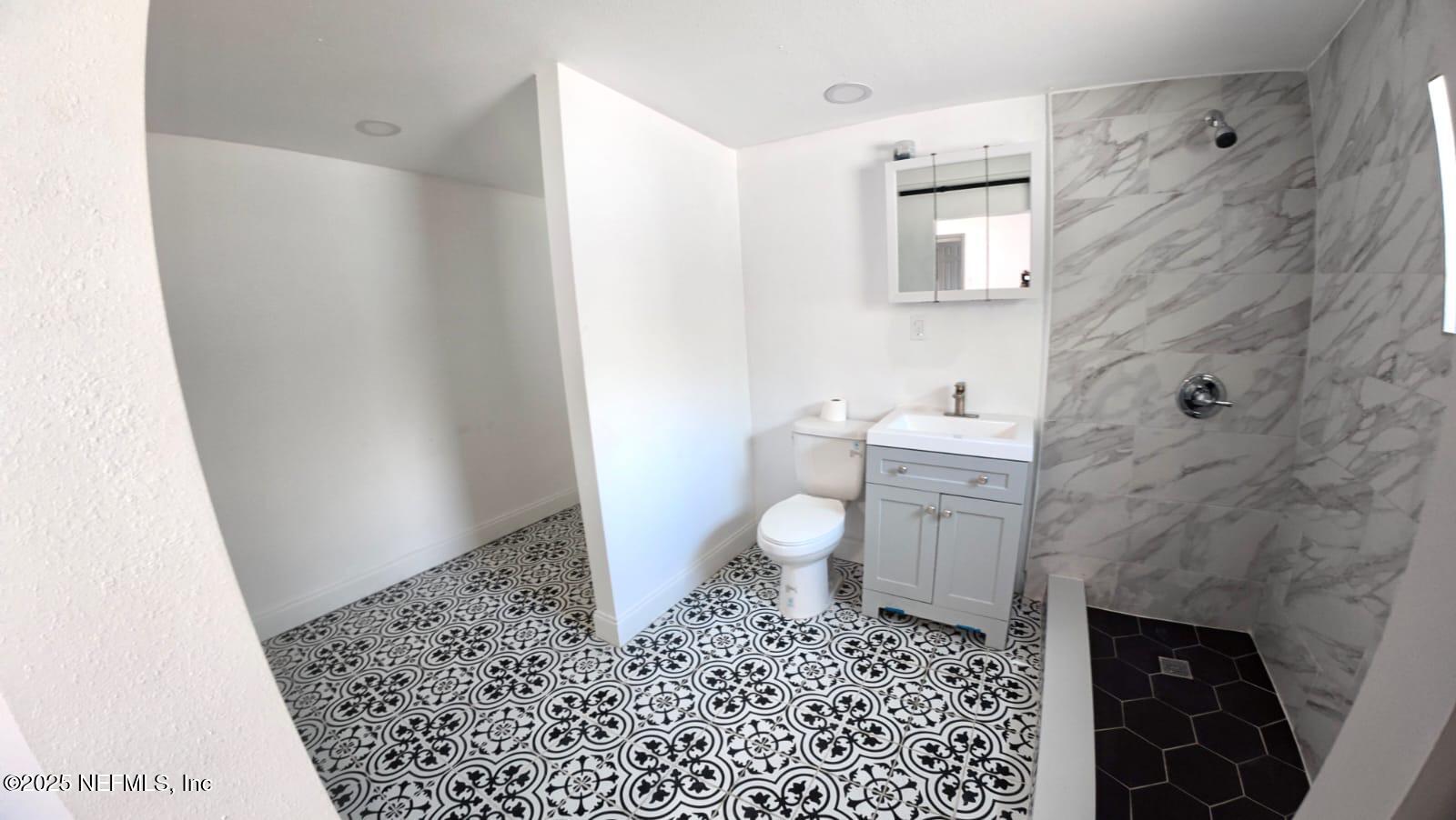 402 Harris Street Palatka, FL 32177 - Photo 4 of 15 Bano