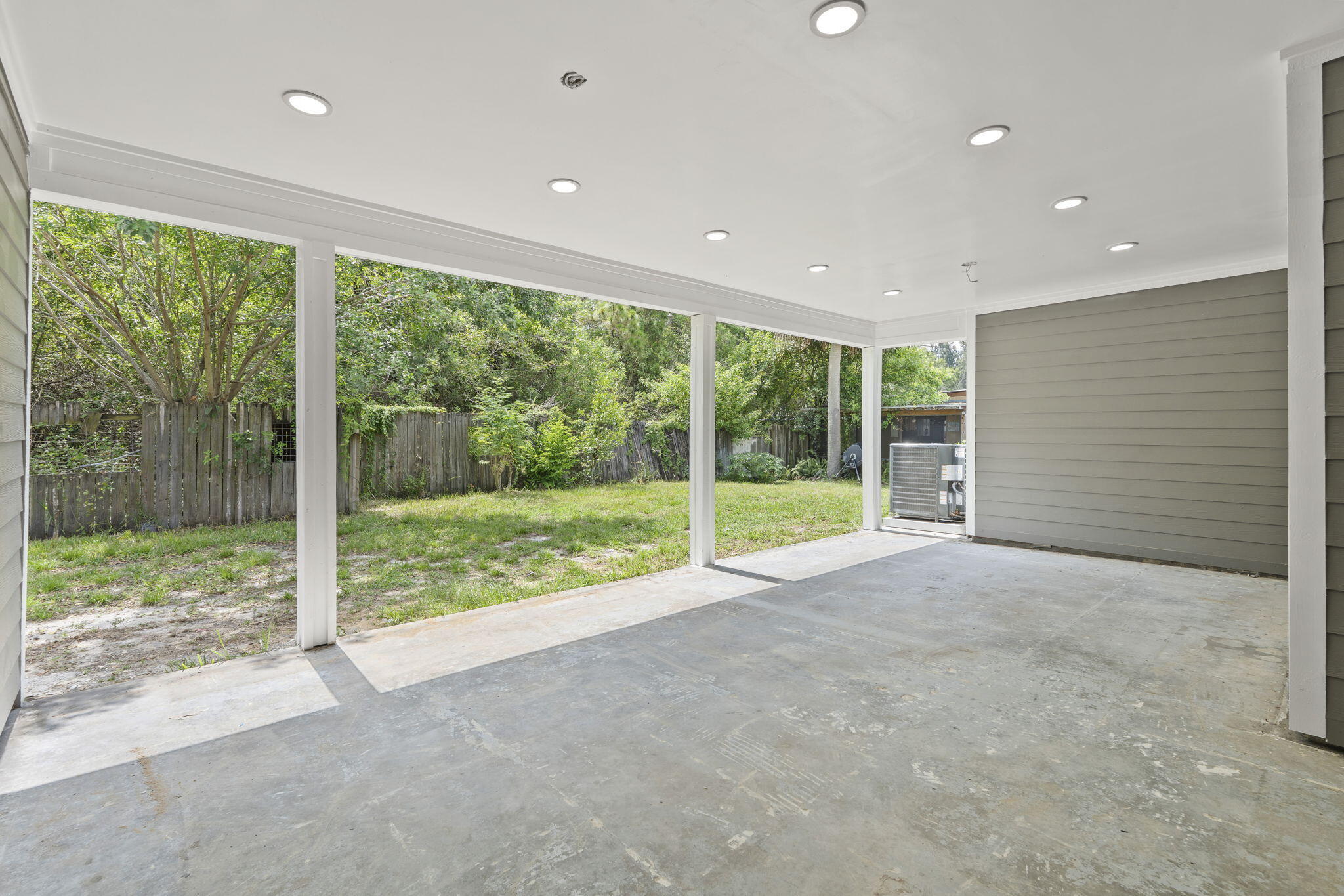 202 Laidback Way Fort Pierce, FL 34945 - Photo 31 of 37 21-web-or-mls-DSC06819