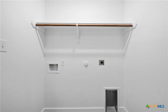 $203,943 | 1110 South College Avenue, Troy, TX 76579