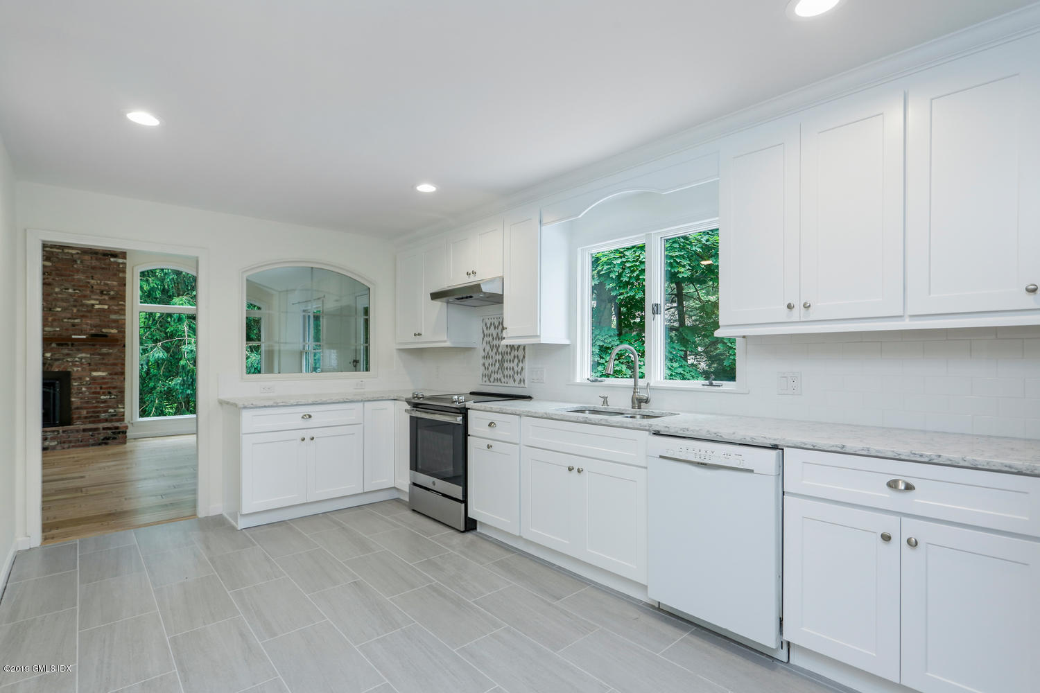 6 Coventry Lane Riverside, CT 06878 - Photo 13 of 28 Kitchen-003