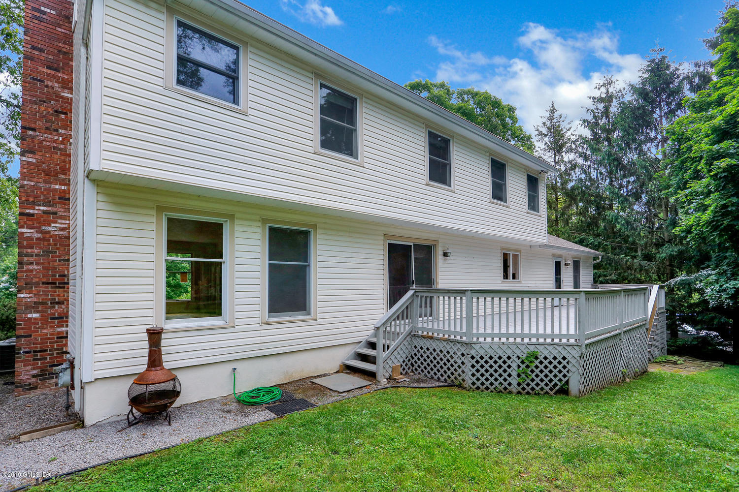 6 Coventry Lane Riverside, CT 06878 - Photo 25 of 28 6 Coventry Back-021