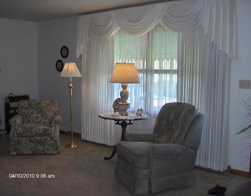 610 Tuttle Road Springfield, OH 45503 - Photo 3 of 18