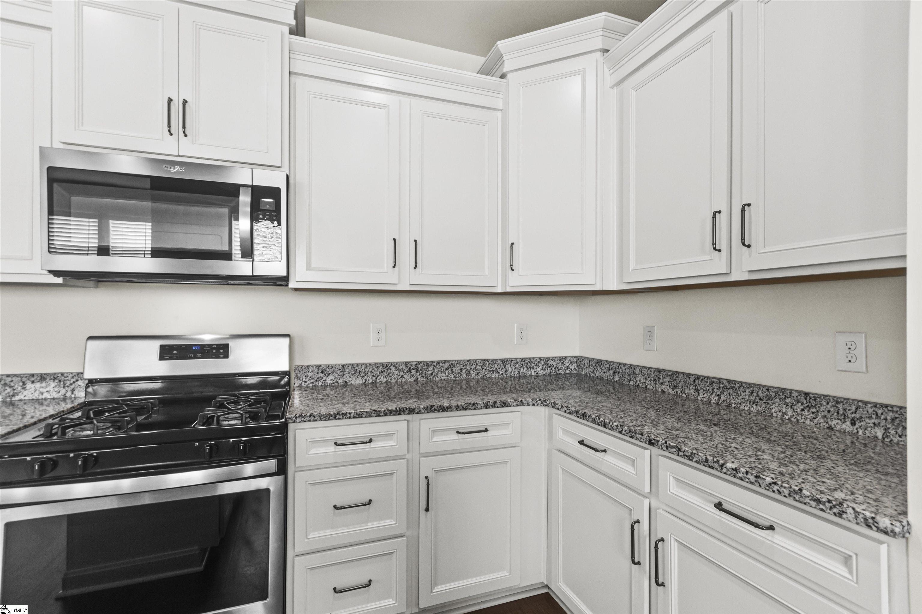 109 Creekhaven Lane Taylors, SC 29687 - Photo 11 of 30