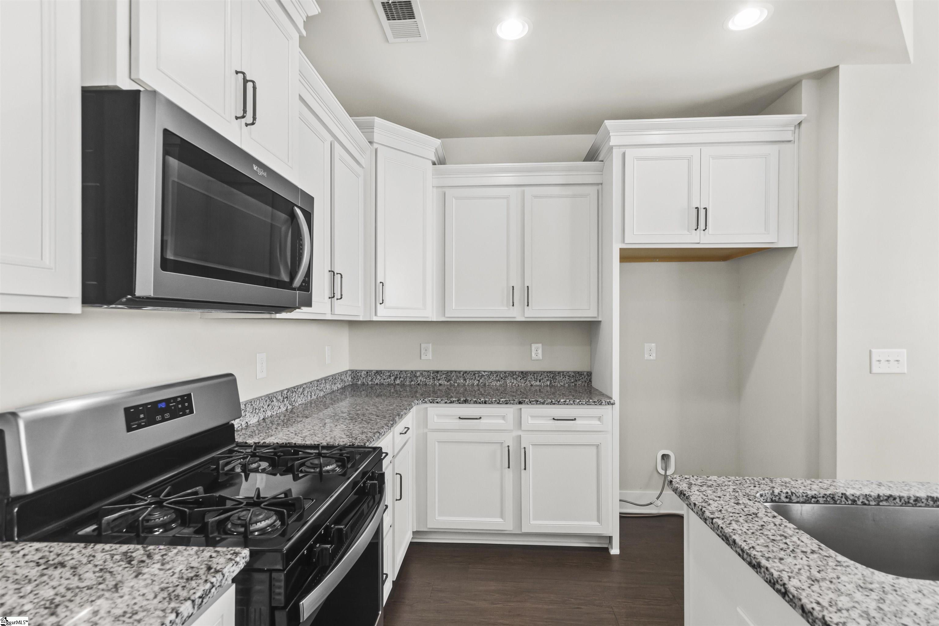 109 Creekhaven Lane Taylors, SC 29687 - Photo 12 of 30