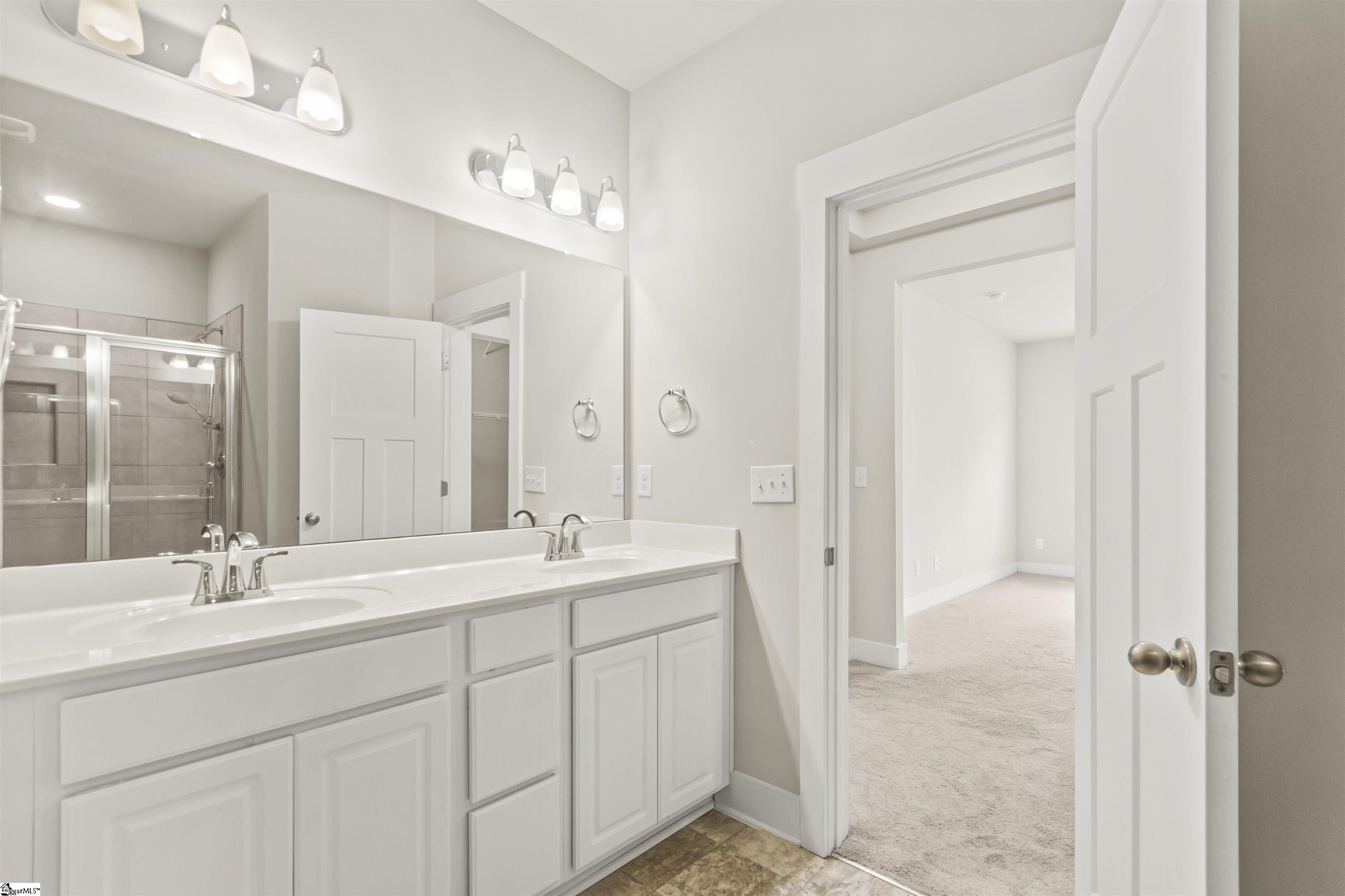 109 Creekhaven Lane Taylors, SC 29687 - Photo 17 of 30