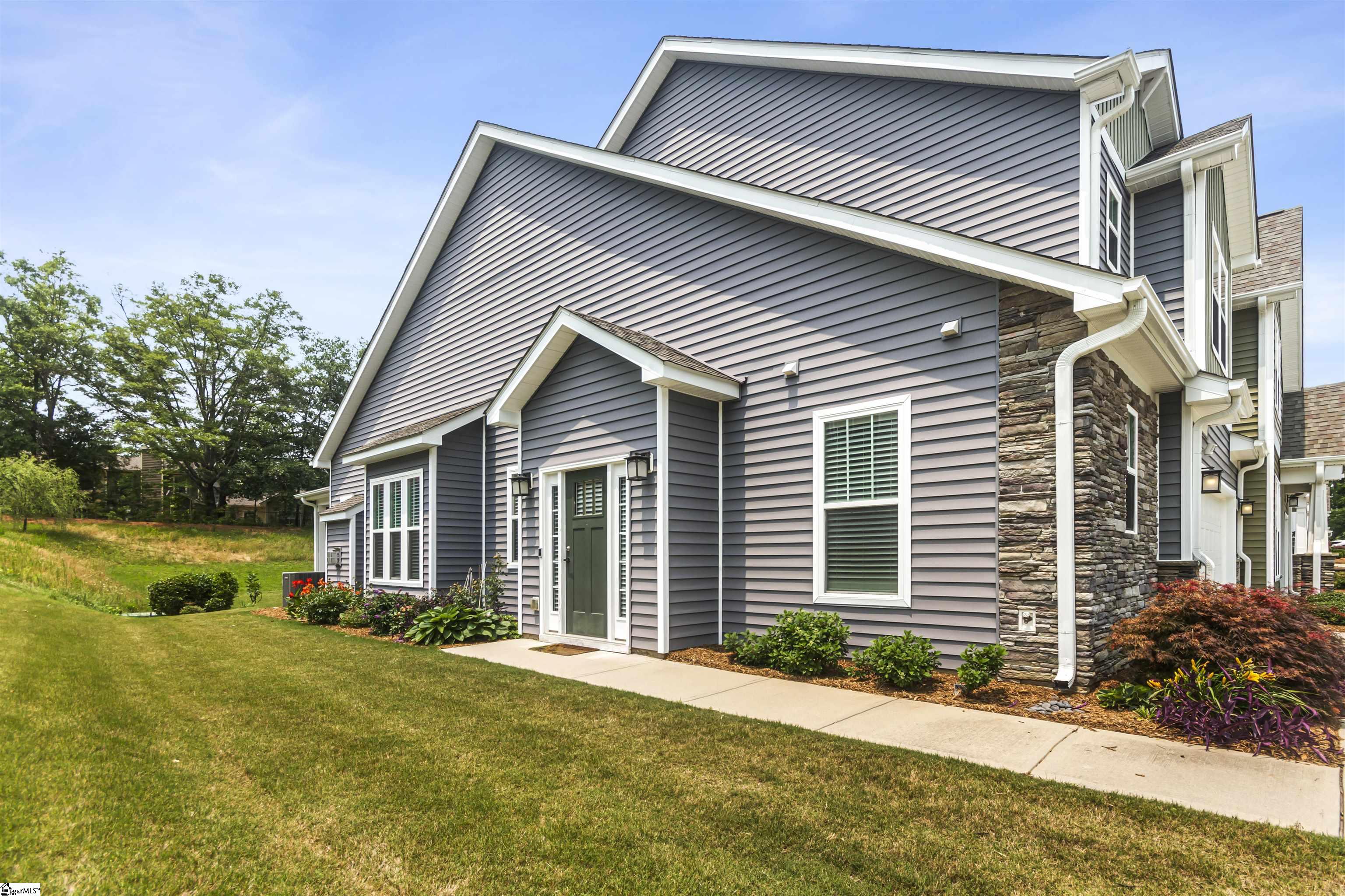 109 Creekhaven Lane Taylors, SC 29687 - Photo 3 of 30