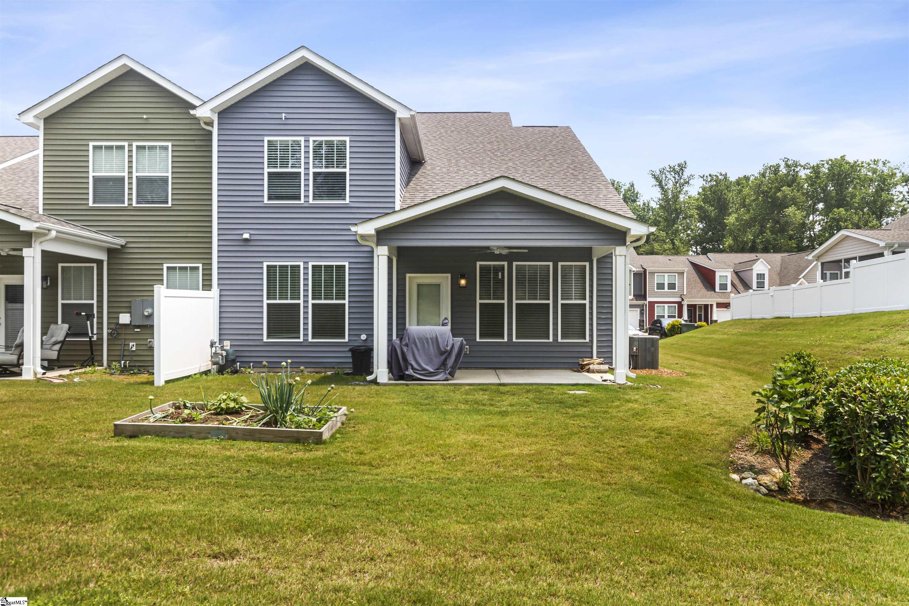 109 Creekhaven Lane Taylors, SC 29687 - Photo 5 of 30