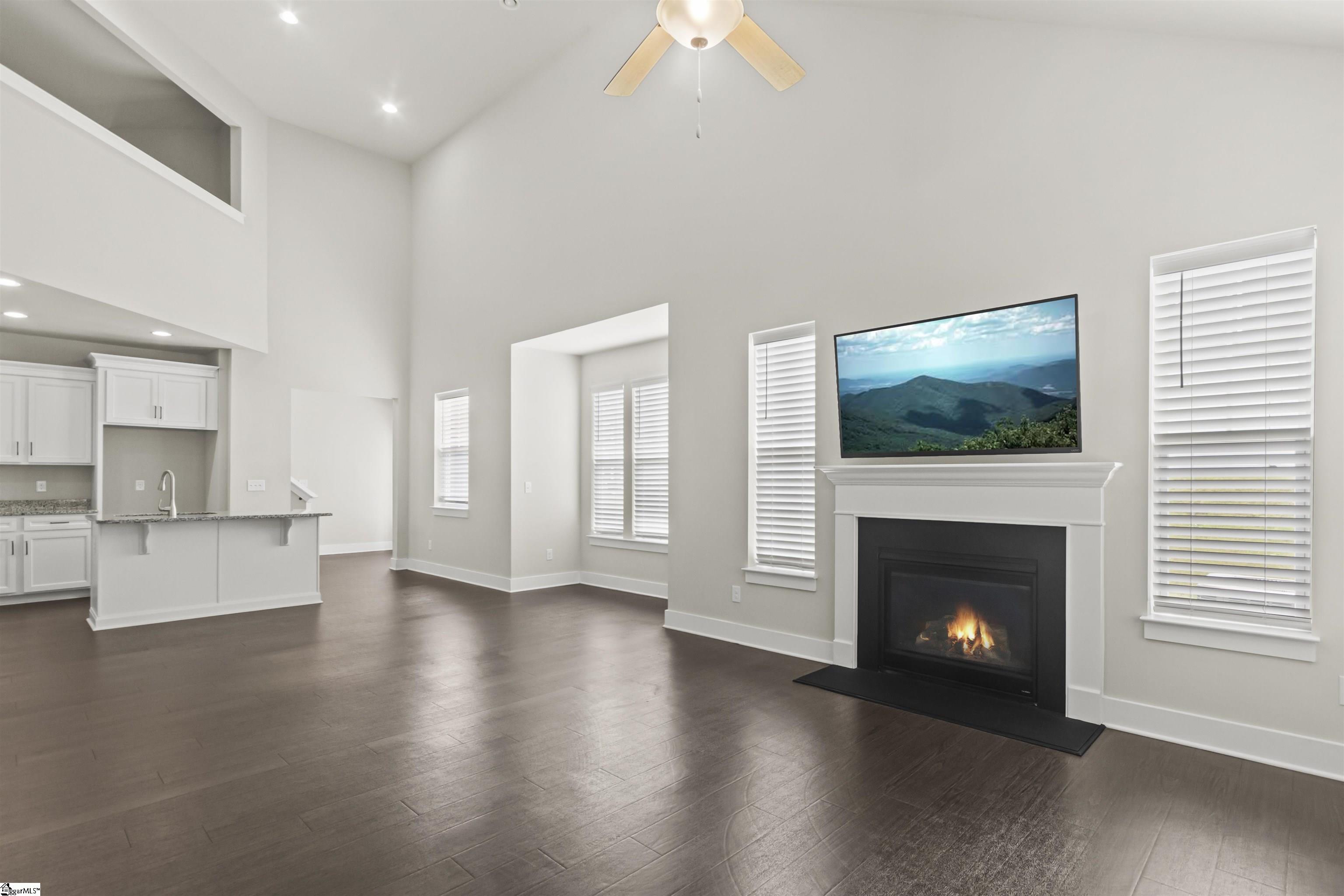 109 Creekhaven Lane Taylors, SC 29687 - Photo 7 of 30