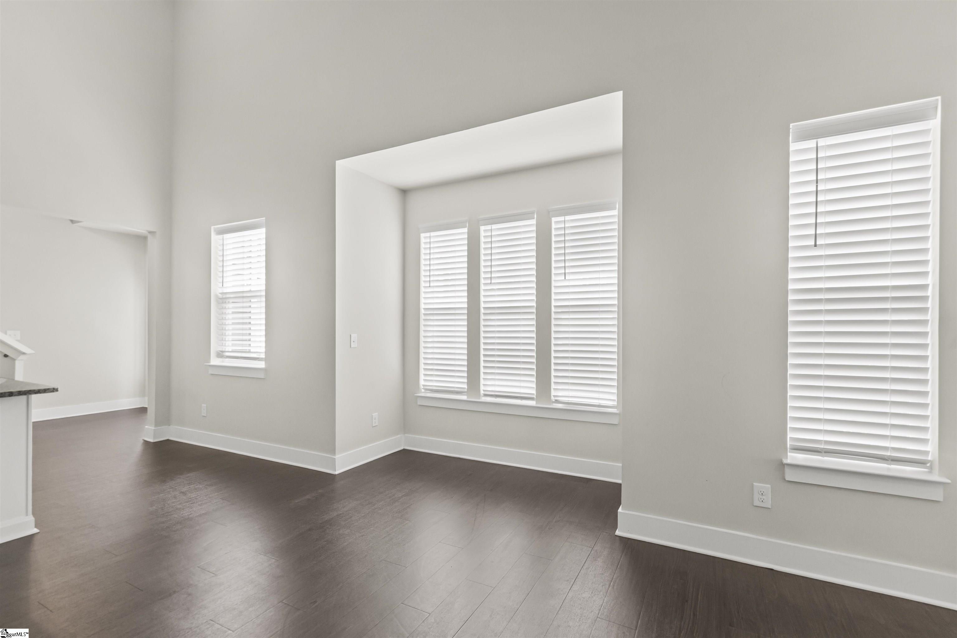 109 Creekhaven Lane Taylors, SC 29687 - Photo 8 of 30