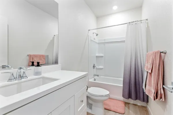 $639,999 | 273 Dogwood Rnch Way, Patterson, CA 95363