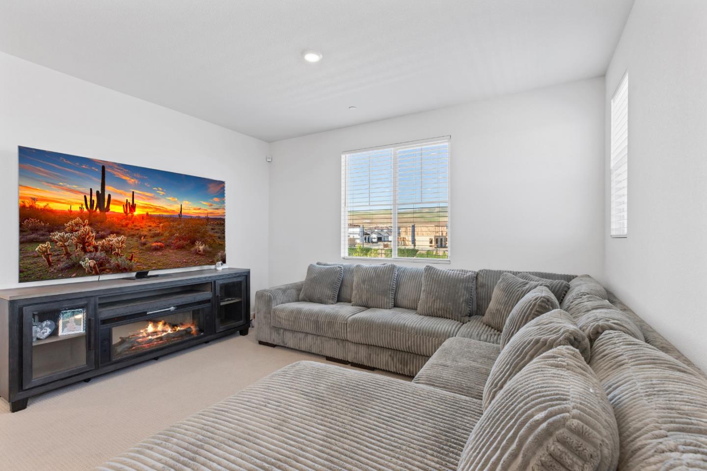 273 Dogwood Rnch Way Patterson, CA 95363 - Photo 6 of 30