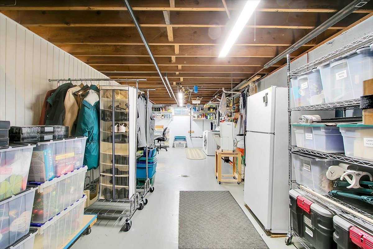 443 Lombard Road Itasca, IL 60143 - Photo 30 of 43 a view of storage and utility room