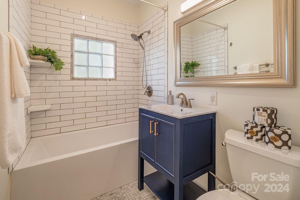 196 Chatham Road Asheville, NC 28804 - Photo 20 of 30 Gallery Image 20