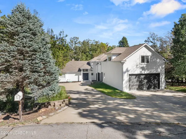 $688,000 | 1416 Grand Point Boulevard, Sunrise Beach, MO 65079