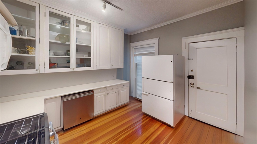 94 Naples Road, Unit 1 Brookline, MA 02446 - Photo 1 of 6