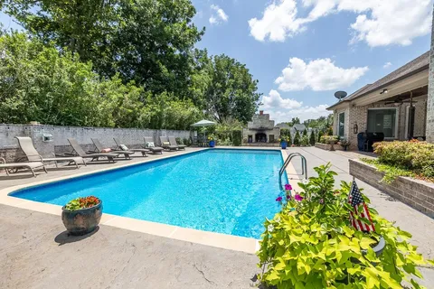 $779,000 | 52 Salem Oaks Cove, Atoka, TN 38004