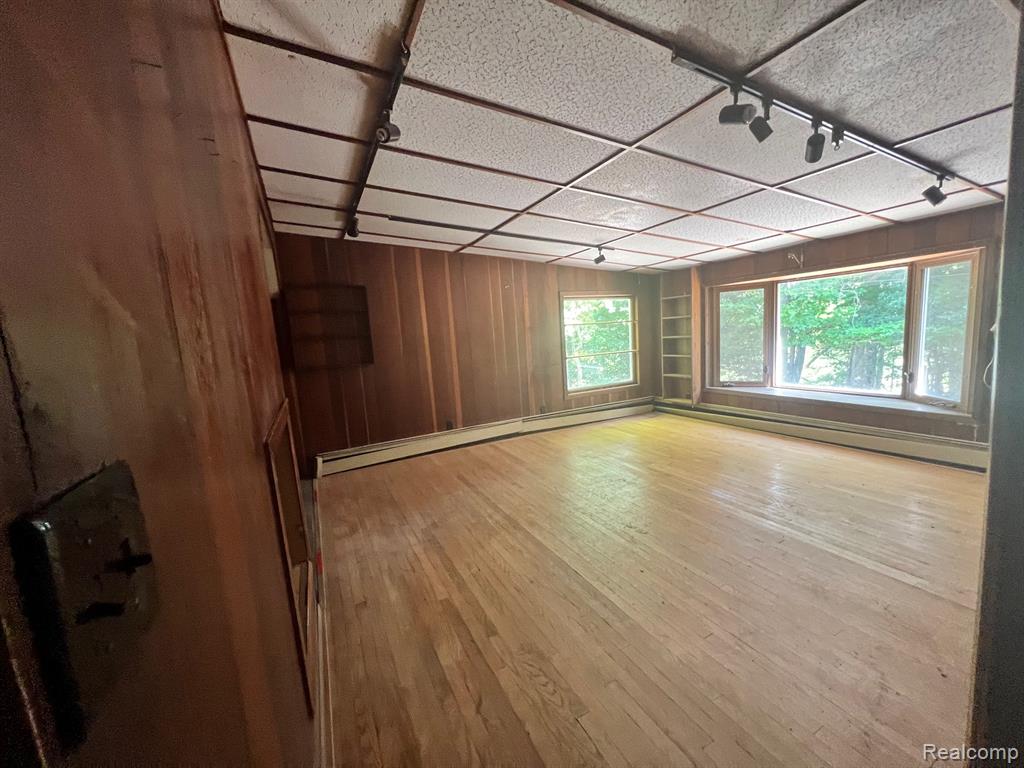 36668 Howard Road Farmington, MI 48331 - Photo 6 of 12