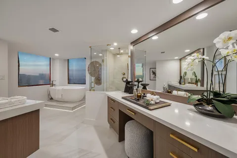 $3,800,000 | 525 South Flagler Drive, Unit 23A, West Palm Beach, FL 33401