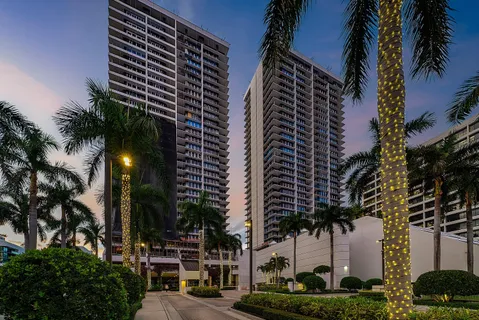 $3,800,000 | 525 South Flagler Drive, Unit 23A, West Palm Beach, FL 33401