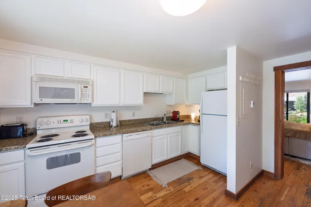 $835,000 | 340 North Millward Street, Unit 29, Jackson, WY 83001