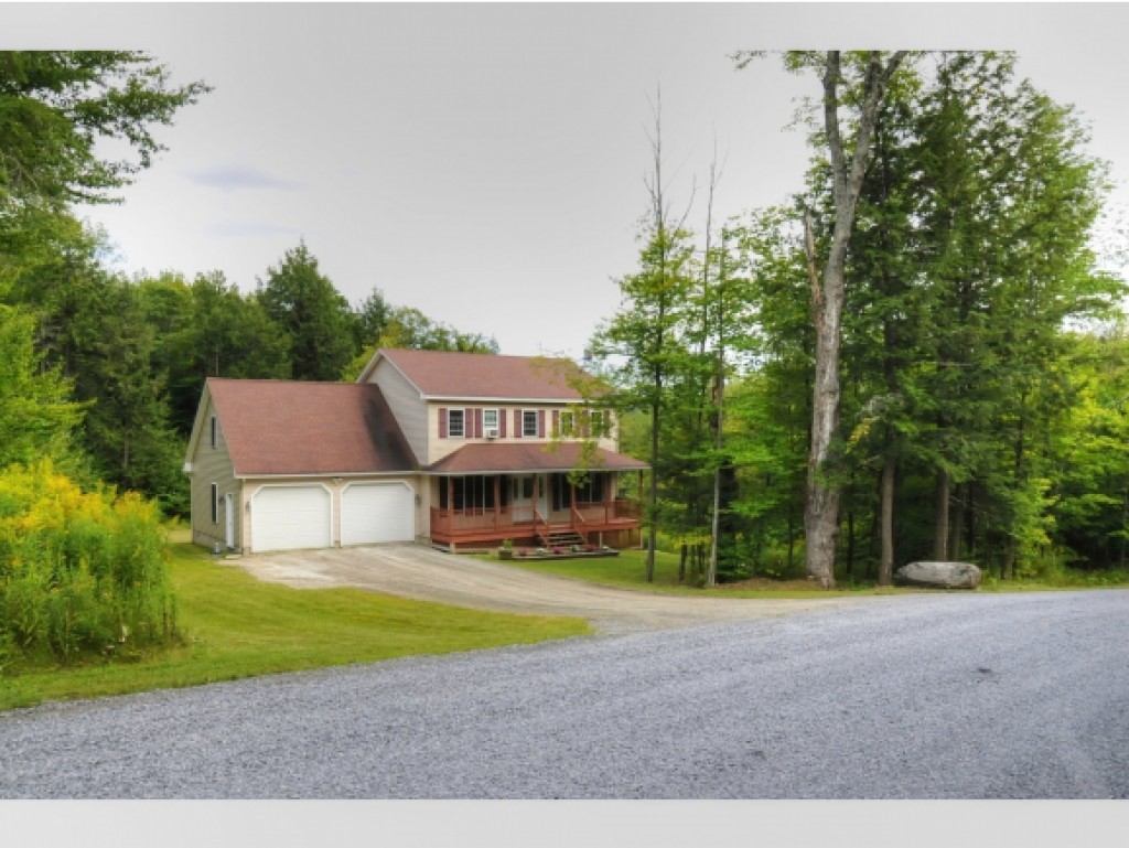 35 Button Road Fairfax, VT 05454 - Photo 2 of 30