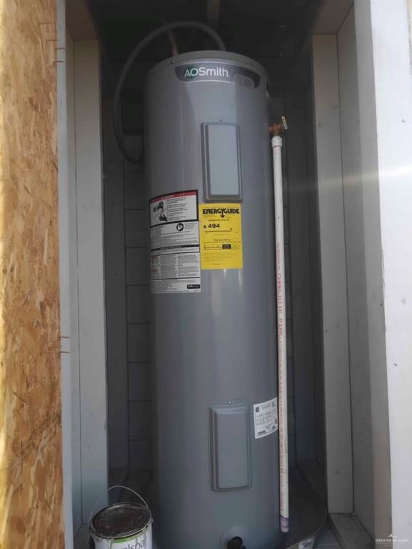 2736 Naples Street Weslaco, TX 78596 - Photo 10 of 14 a close view of door lock