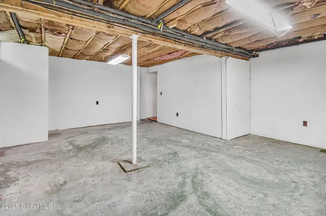 $445,000 | 18 Johnson Lane, Poestenkill, NY 12018