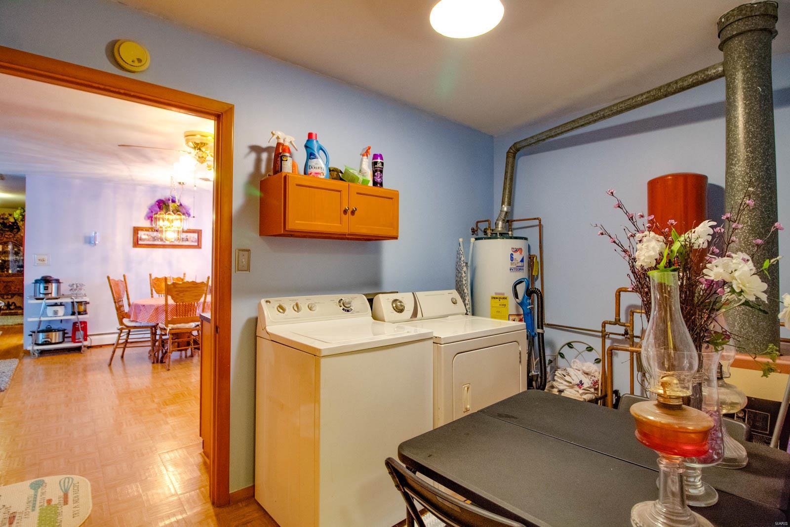 309 Maple Carrollton, IL 62016 - Photo 15 of 40 Gallery Image 15