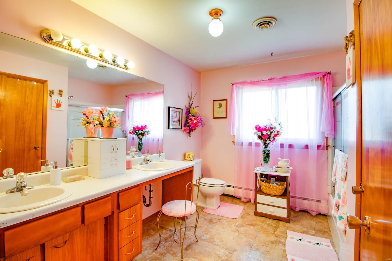309 Maple Carrollton, IL 62016 - Photo 25 of 40 Gallery Image 25