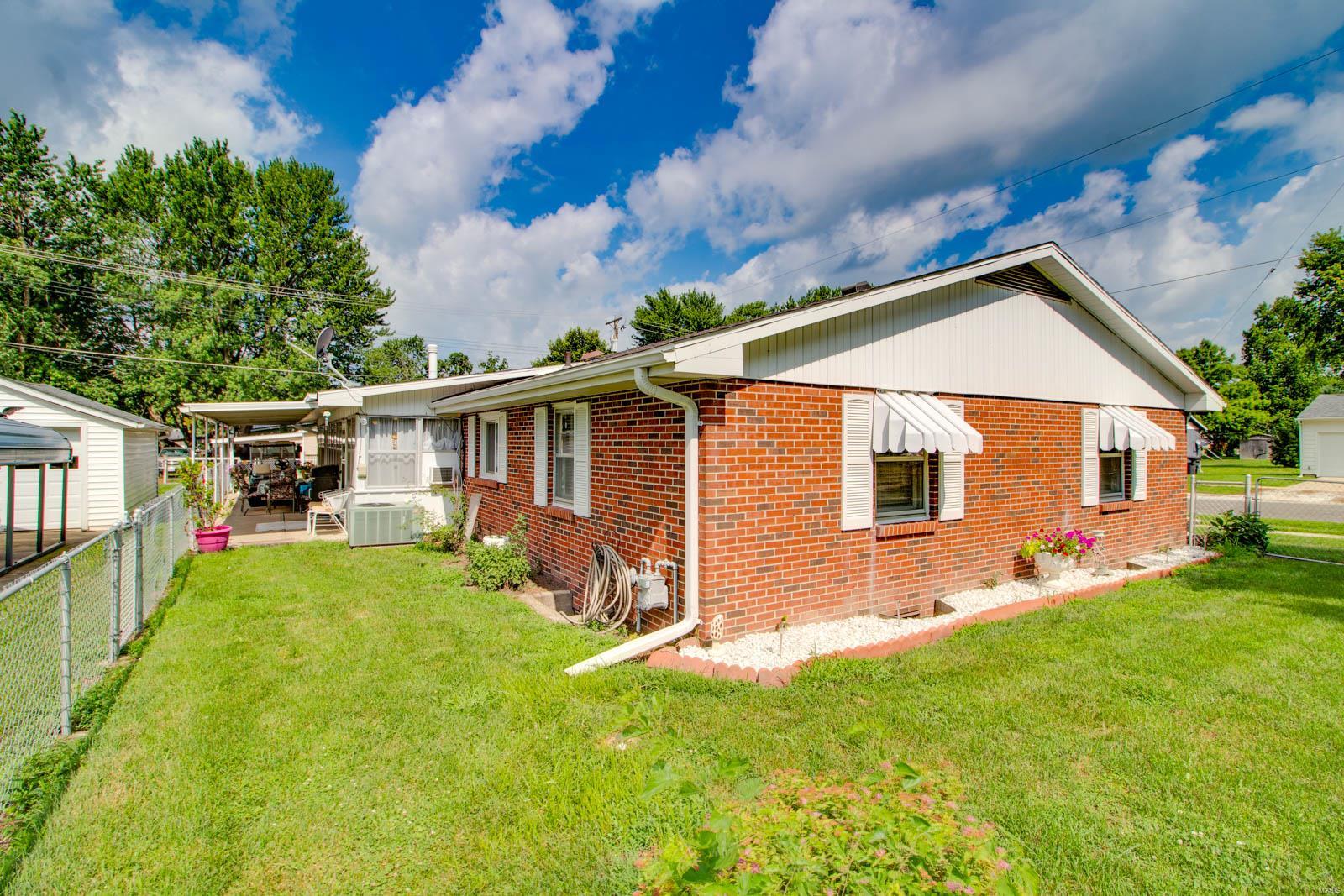 309 Maple Carrollton, IL 62016 - Photo 37 of 40 Gallery Image 37
