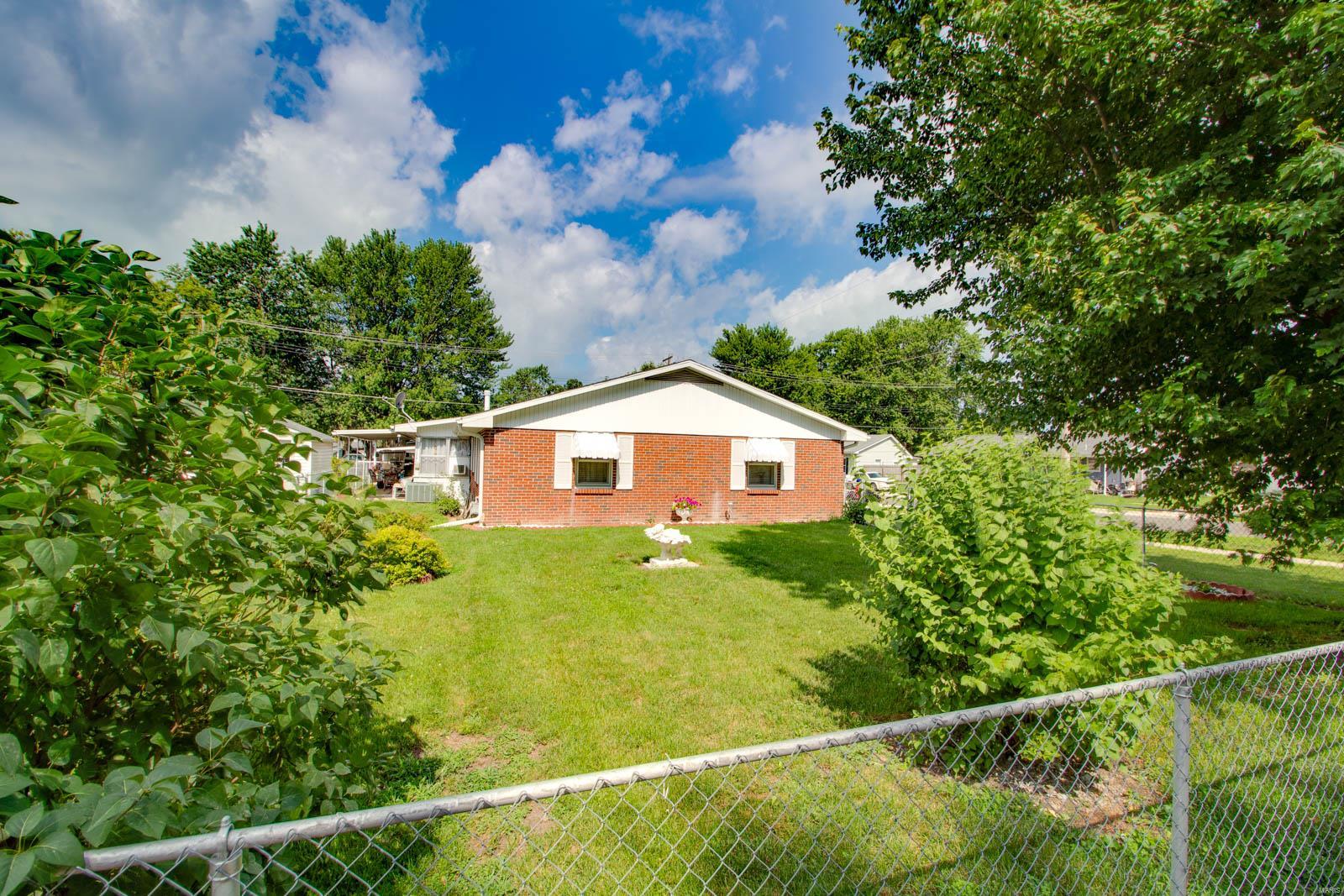 309 Maple Carrollton, IL 62016 - Photo 38 of 40 Gallery Image 38