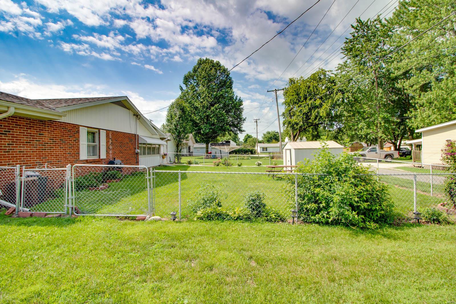 309 Maple Carrollton, IL 62016 - Photo 40 of 40 Gallery Image 40