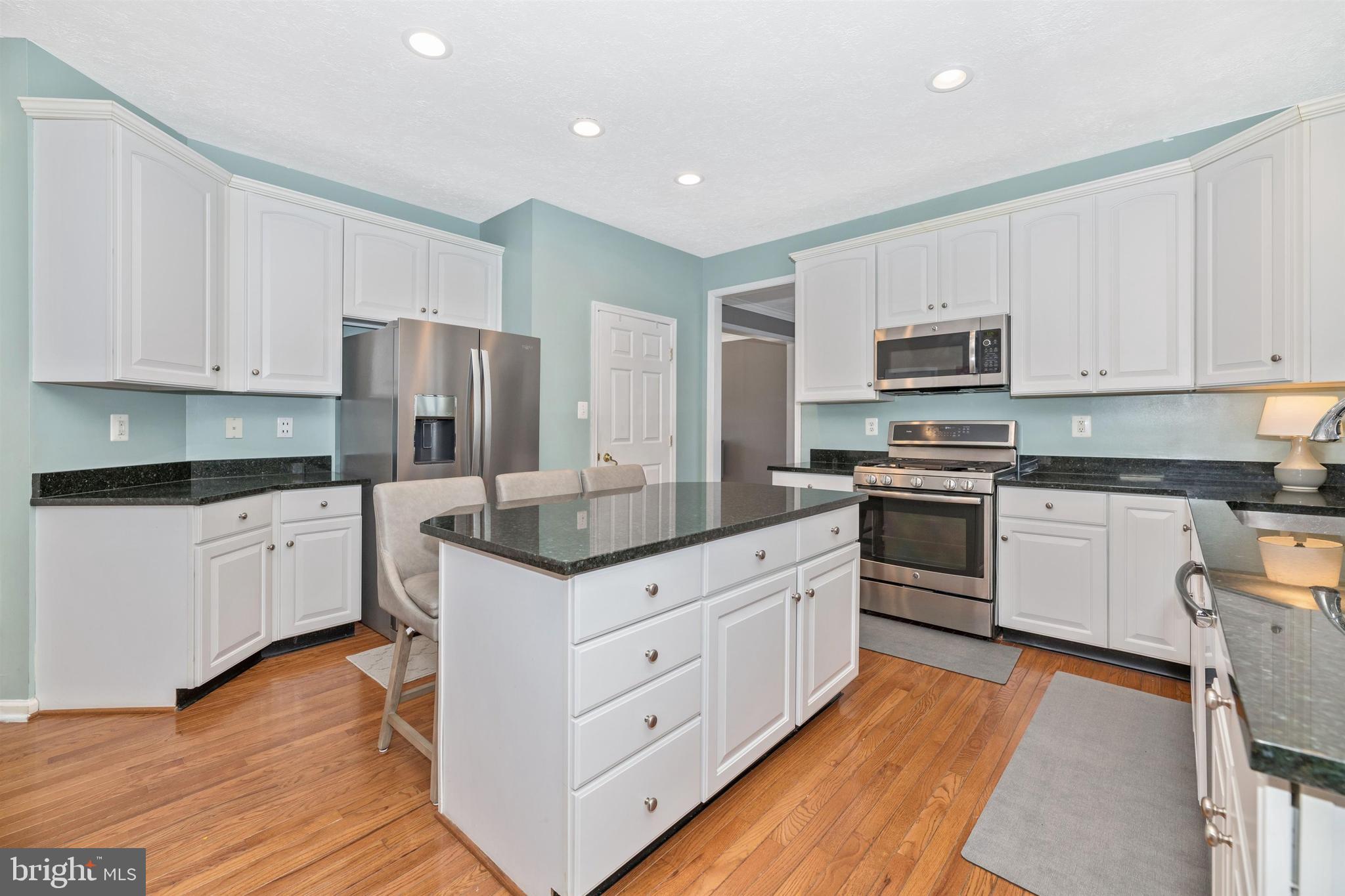 6370 Claridge Drive North Frederick, MD 21701 - Photo 18 of 105