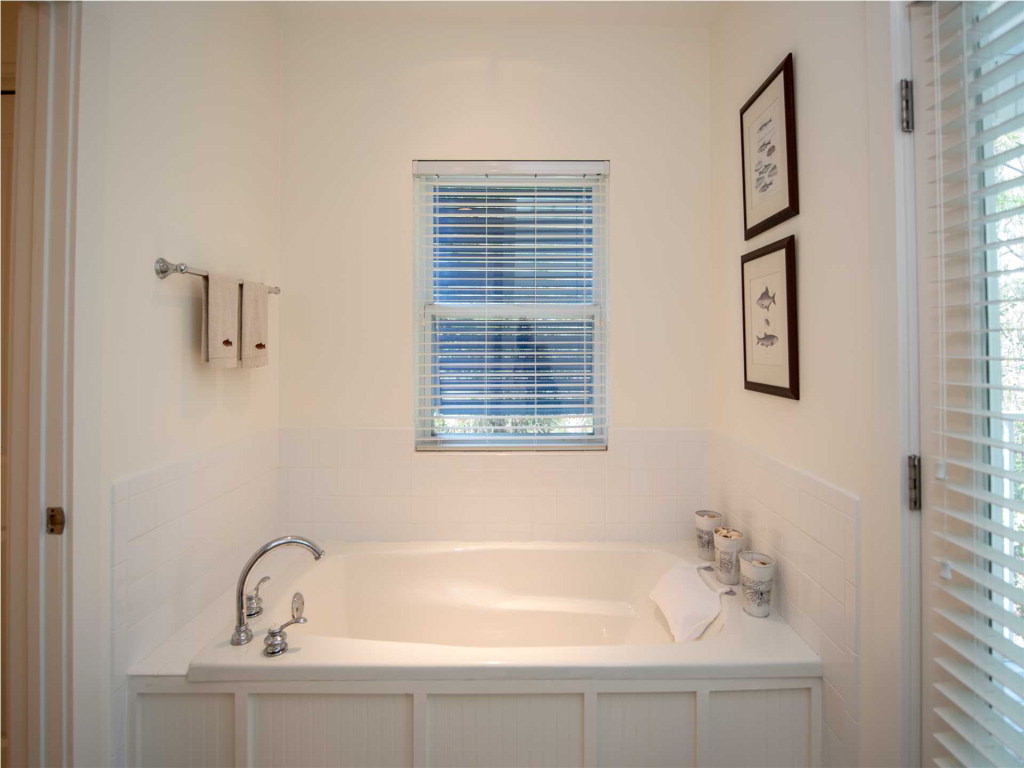 1904 Reed Court West Eastpoint, FL 32328 - Photo 11 of 40