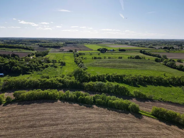 $1,150,000 | Lot 0 Highway 73, Marshall, WI 53559