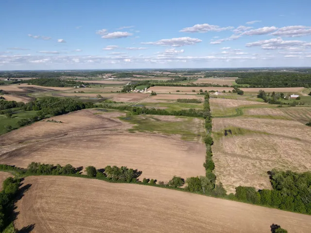 $1,150,000 | Lot 0 Highway 73, Marshall, WI 53559