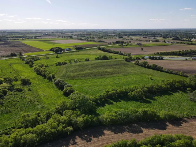 $1,150,000 | Lot 0 Highway 73, Marshall, WI 53559