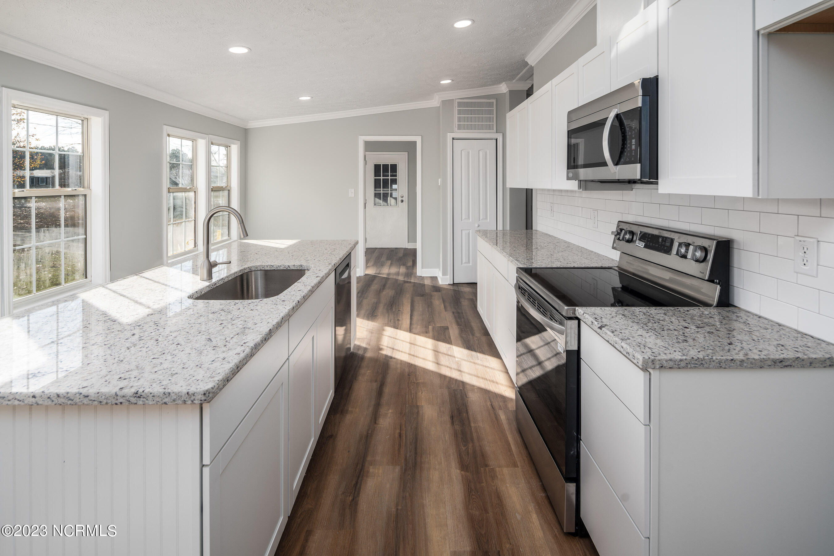 470 Pollard Road Chocowinity, NC 27817 - Photo 12 of 34 Kitchen