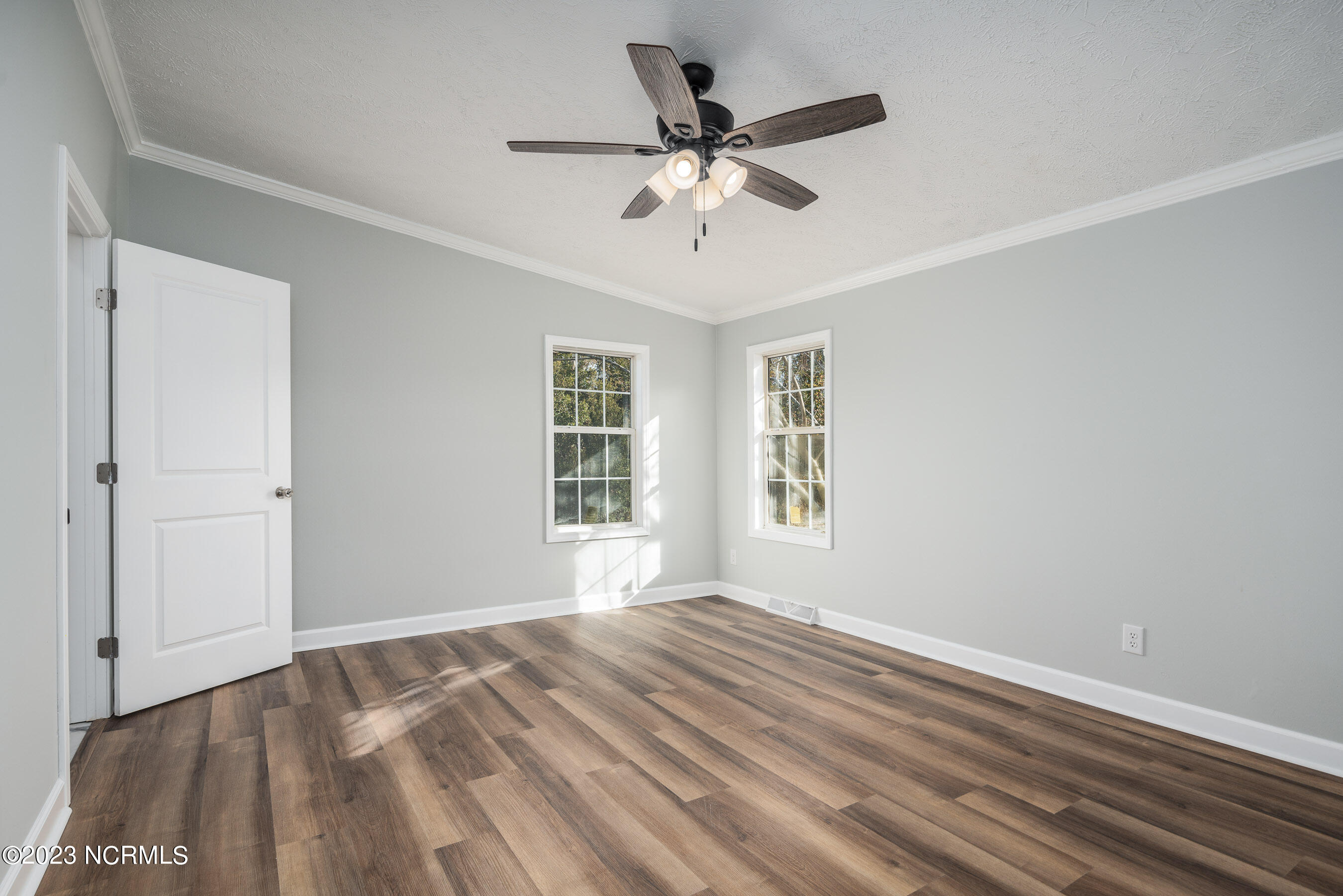 470 Pollard Road Chocowinity, NC 27817 - Photo 23 of 34 Primary bedroom