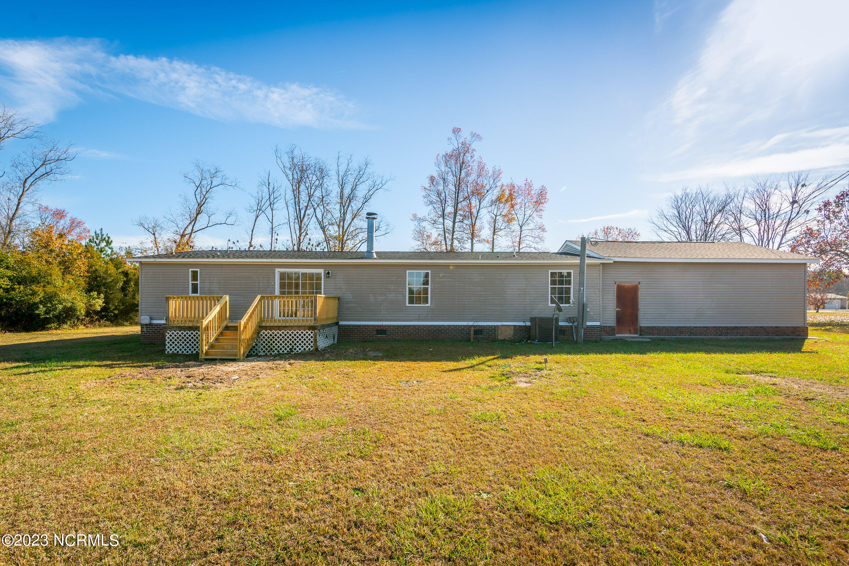 470 Pollard Road Chocowinity, NC 27817 - Photo 31 of 34 backyard
