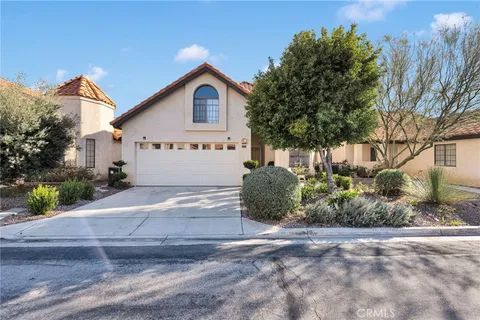 $299,000 | 19249 Palm Way, Apple Valley, CA 92308