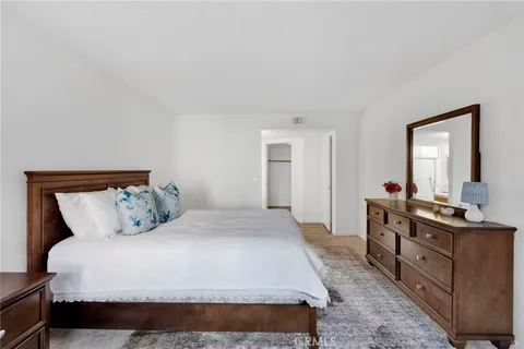 $299,000 | 19249 Palm Way, Apple Valley, CA 92308