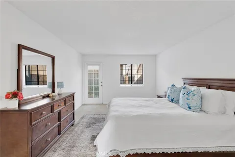 $299,000 | 19249 Palm Way, Apple Valley, CA 92308