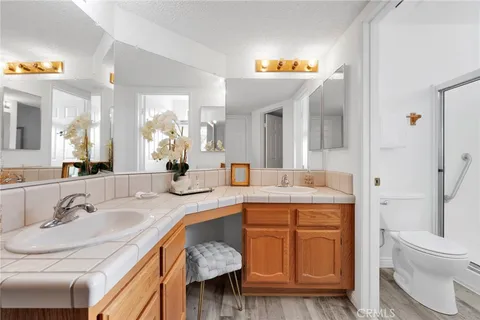 $299,000 | 19249 Palm Way, Apple Valley, CA 92308