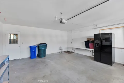 $299,000 | 19249 Palm Way, Apple Valley, CA 92308