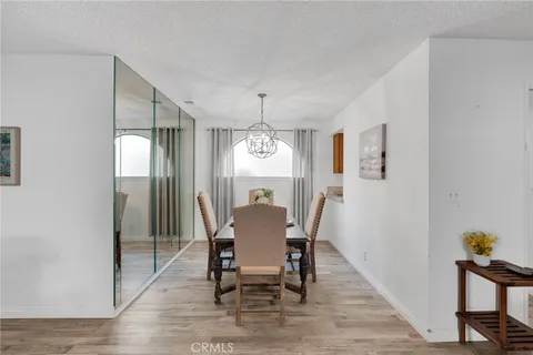 $299,000 | 19249 Palm Way, Apple Valley, CA 92308