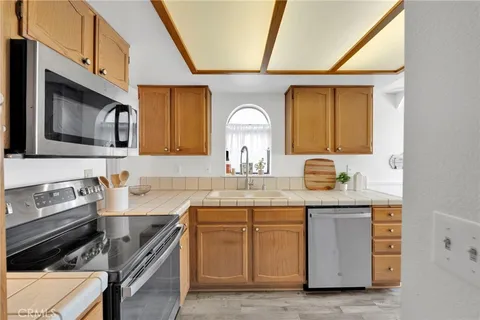 $299,000 | 19249 Palm Way, Apple Valley, CA 92308